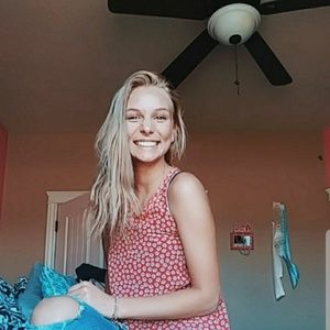 Meet your Posher, Cali